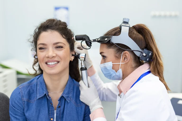 Audiologist